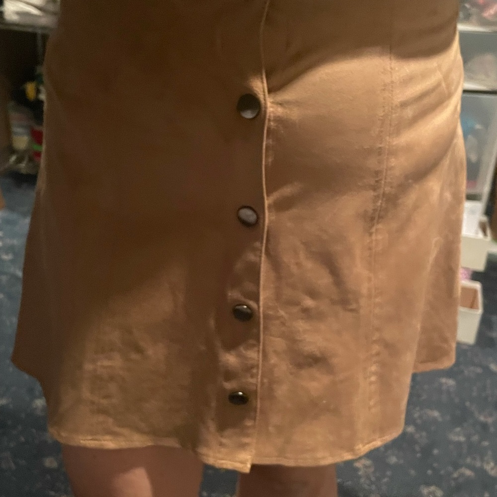 Cutest tan mini skirt